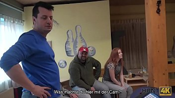 Preview 1 of Wwwxnnx Video Pakistani - HUNT4K. Br&uuml_nette saugt Schwanz und gibt Muschi zum Bohren f&uuml_r Bargeld