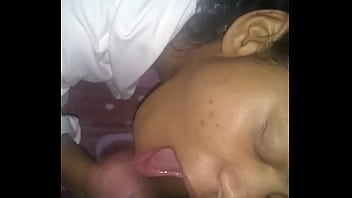 Preview 4 of Maa Beta Sxi Video - Morena safada chupando tudo