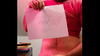 Preview 2 of Shemale Auf Den Schwanz Spritzen - Verification video