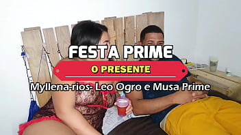 Preview 1 of Sex Julia Ann - Novinhas Gostosas Musa Prime e Myllena Rios Fodendo com Marido Leo Ogro Em festa Da Sacanagem completo No Red