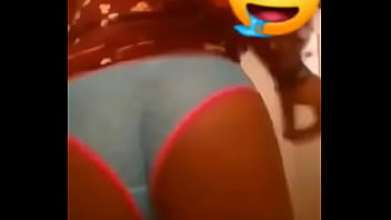 Preview 2 of Rumas 3g Xnx - Petite Lil Booty