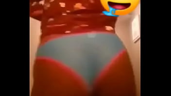 Preview 3 of Rumas 3g Xnx - Petite Lil Booty