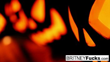 Preview 1 of Vip Issi - 2 hot blondes share Halloween scare