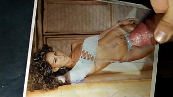 Preview 2 of Pamele Xxx - Lechita para Vica tributo