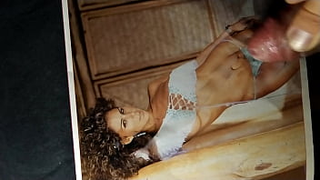 Preview 4 of Pamele Xxx - Lechita para Vica tributo