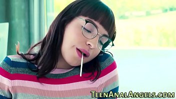 Preview 1 of 8xxx Net - Analized teen squirts and gets cum sprayed