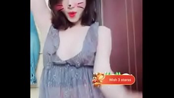 Preview 2 of Zoo Porn Xxxx - Bigo live lộ n&uacute_m kh&uacute_c gần cuối nha ae