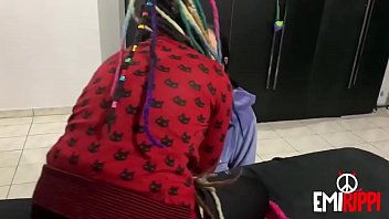 Preview 1 of Xxx Plajda - Fazendo a minha amiga de cadela - Manddy May -  Dluquinhaa