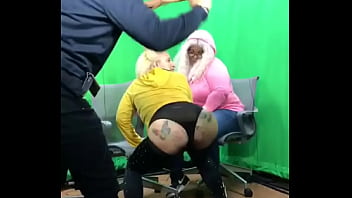 Preview 2 of Sister Fet Incest - Hazelnutxxx Meme With The Beautiful Showntell