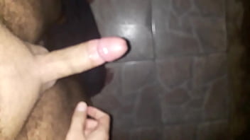 Preview 4 of Jwl J - gostoso demais tocar uma punheta