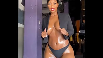 Preview 2 of Emak Porn Curi - Quero saber o nome dela por favor.