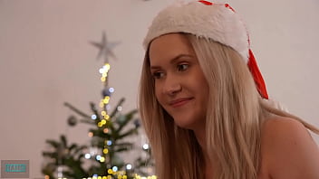 Preview 1 of Anal Excess - Supersexy Miss Santa fucks old guy and giving him the present of his lifetime!