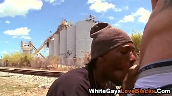 Preview 4 of Www Bakla Xxx Video Com - Black rod sucks white