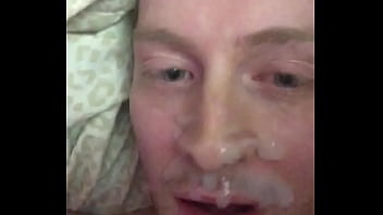 Preview 4 of Smal Girl Japani Sxe Video - Twink gets self facial
