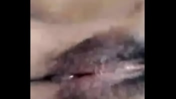 Preview 1 of Take It From Mom - Negra acariciando la vagina mojada