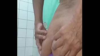 Preview 1 of Public Masturbate In Bus - Con paciencia entra todito
