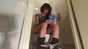Preview 3 of Highly Exited Girl - Teen girl Pissing &amp_ while playing on her telephone pt1 HD
