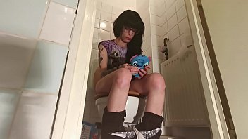 Preview 4 of Highly Exited Girl - Teen girl Pissing &amp_ while playing on her telephone pt1 HD