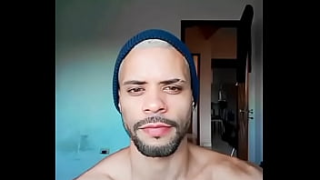 Preview 4 of No Pants Mom - V&iacute_deo de verifica&ccedil_&atilde_o