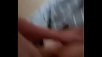 Preview 4 of Laur Lion - comiendome a mi wey