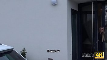 Preview 1 of Anal Chuuby - DEBT4k. Un homme chanceux a des relations sexuelles inoubliables avec une bombasse