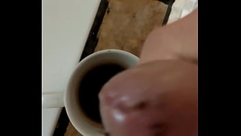 Preview 1 of Wife And Husband Muney Young Boy - Caf&eacute_ con crema