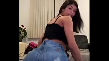 Preview 2 of Piss Voyeur Toilette - Fabiana Hillary Video 05
