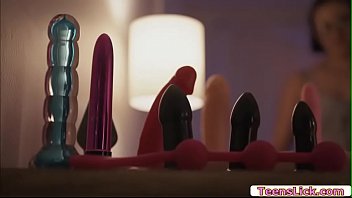 Preview 2 of Hhlexxytd - Romi finally gets fuck by Penny strapon