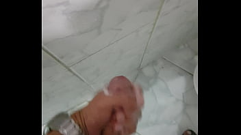 Preview 2 of Alena Croft Dominatrix - Gozando pra gata do Skype