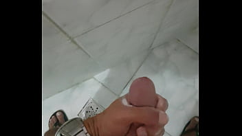 Preview 3 of Alena Croft Dominatrix - Gozando pra gata do Skype