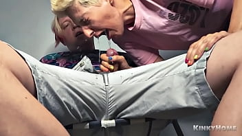 Preview 3 of Polskie Gwiazdy - Amateur young couple fucking on mobile cam - Rumpa21