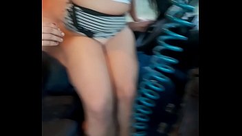 Preview 4 of 8 Sal Xxx Video - Dando uma voltinha de 113