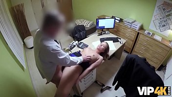 Preview 3 of Actress Raveena Tandan Sex Video - VIP4K. Nata quiere continuar estudios pero no tiene dinero para eso