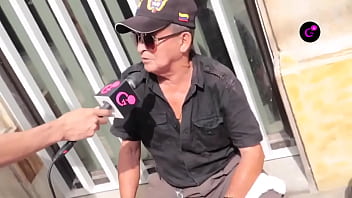Preview 3 of Hotmoza Com Son Sex Video - Se acostumbran a llevar su vida en la informalidad