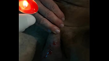 Preview 2 of 300 Porn Video Of Miya Khalifa - en casa con esclavo quemando  sus huevos con cera caliente b.