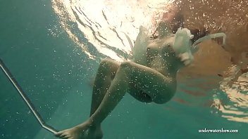 Preview 3 of Banala Scool Sex - Underwater hot babe Petra swims naked