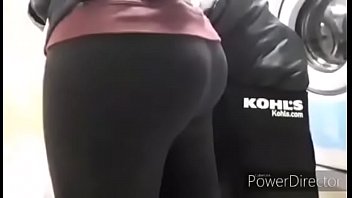Preview 3 of Dani D Valentina Fucked - Dominicana con su nalgota  lavando