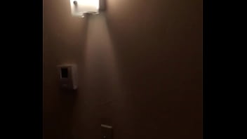 Preview 1 of Lesbian Glovefist - Esperando a mi amigo que me traiga su esposa para cog&eacute_rmela