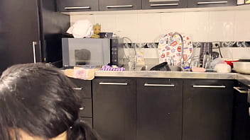 Preview 4 of Breast Japan Bdsm - Mi jefe de verga peque&ntilde_a me pag&oacute_ para que me dejara follar en la cocina-MIA MONTIELTH-PARTE 2
