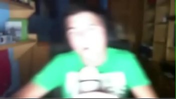 Preview 4 of Please Finger Me - Willyrex cantando paradise muy hot