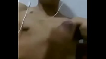 Preview 3 of Katrin Kifa Salmn Kahn Xxx - THAI BOY CAM 1