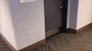 Preview 1 of Big Brazer Film Sex - Elevator head is always fun before a facial