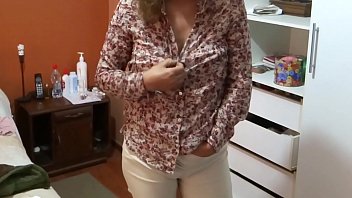 Preview 4 of Silvie Raz - ARDIENTES 69 - MY WIFE IS EXCITED TO SHOW HER TITS