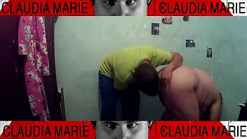 Preview 3 of Sunny Leone Sex Hot Bf Videos - Meti&eacute_ndole el palo de la escoba a la gorda por el coño. Ese co&ntilde_o necesita una limpieza y no hay nada mejor que rasparle el co&ntilde_o a la gorda para com&eacute_rmerlo.