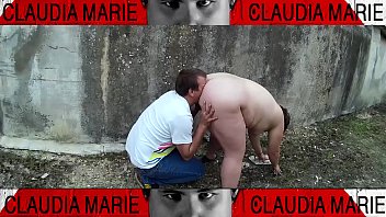 Preview 4 of Keiran Lee Together Sex - Posturas imposibles para comerle el coño a la gorda en la calle. Me encantan sus jugos y sus flujos,  y chuparle el co&ntilde_o de arriba a abajo hasta que se corre del gusto.