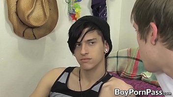 Preview 1 of Feeling Stoks - Emo twink with necklace and piercings fucks pale young guy