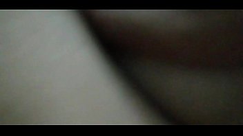 Preview 2 of Fingering Hard Squirting - Uno suave para no despertar al novio