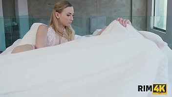 Preview 1 of 16 Years Boy And Xxx - RIM4K. Maria wakes up and understands she wants morning rimming
