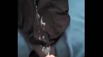 Preview 3 of Cheers Mymom Son Sex - Ejac sur petite culotte