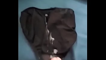 Preview 4 of Cheers Mymom Son Sex - Ejac sur petite culotte